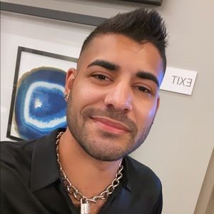 Meet your Posher, Deshaun